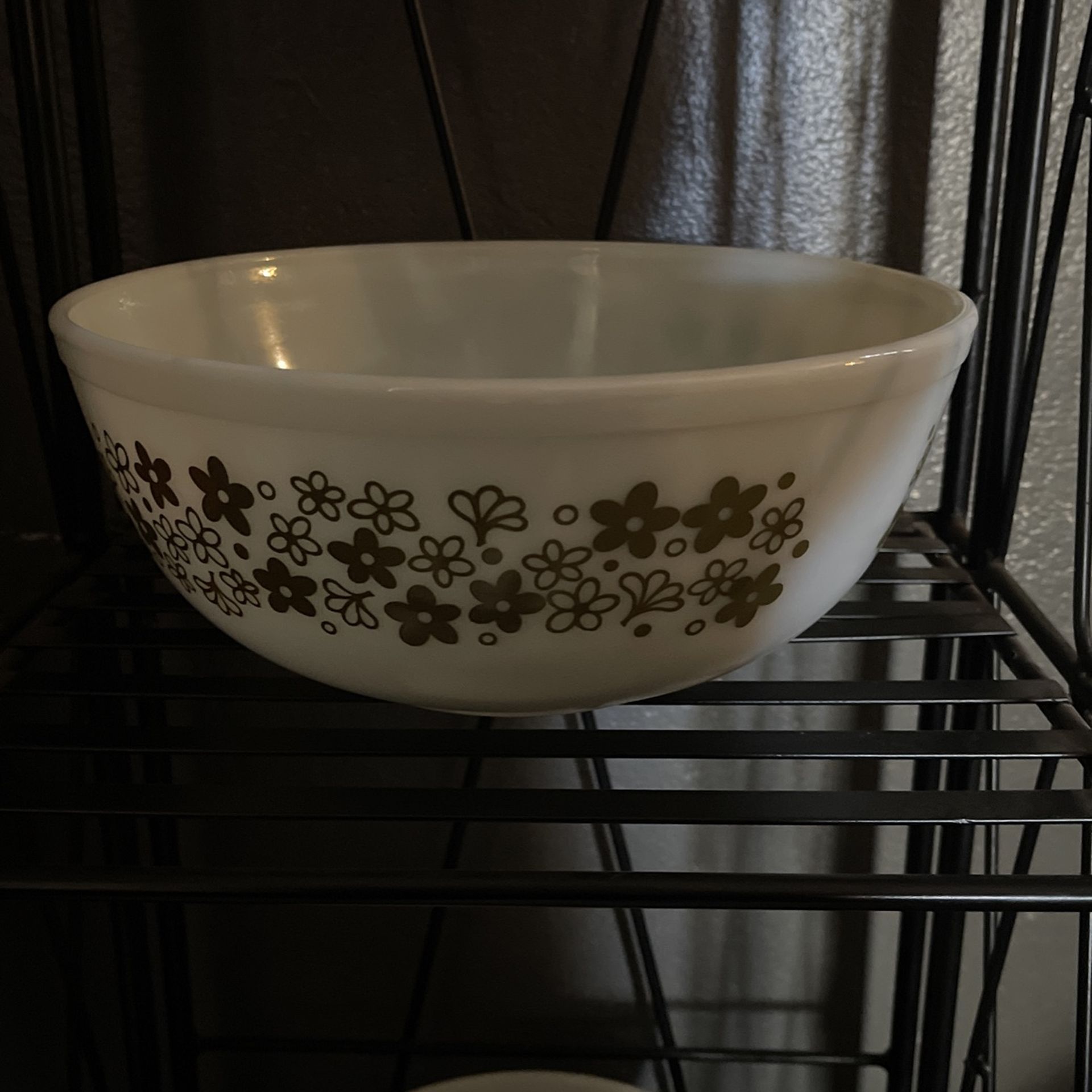 Vintage Pyrex Mixing Bowls