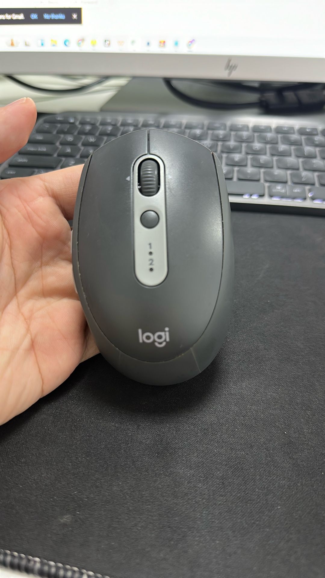 Logitech mouse, with excellent flexibility, new color, and great tactile sensation