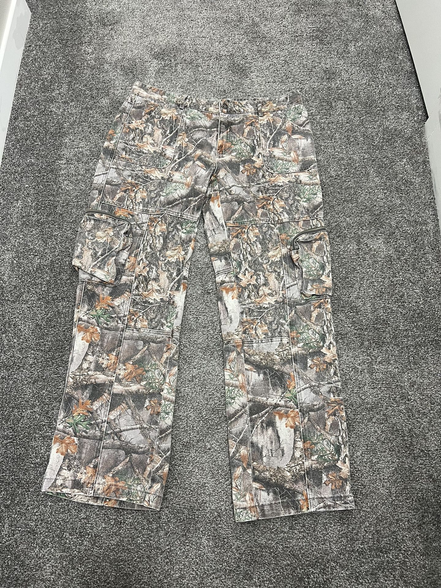 Gv Gallery Raspberry Hills Real Tree Cargo Pants