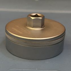 Snap-on Tools 1/2" Drive 84 mm Square Drive Metric Filter Socket for Mercedes-Benz® (Blue-Point®)