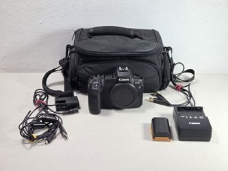 Canon EOS R Mirrorless Digital Camera DS126721 Body Only
