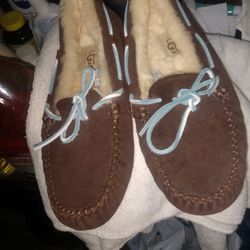 Ugg Sz6