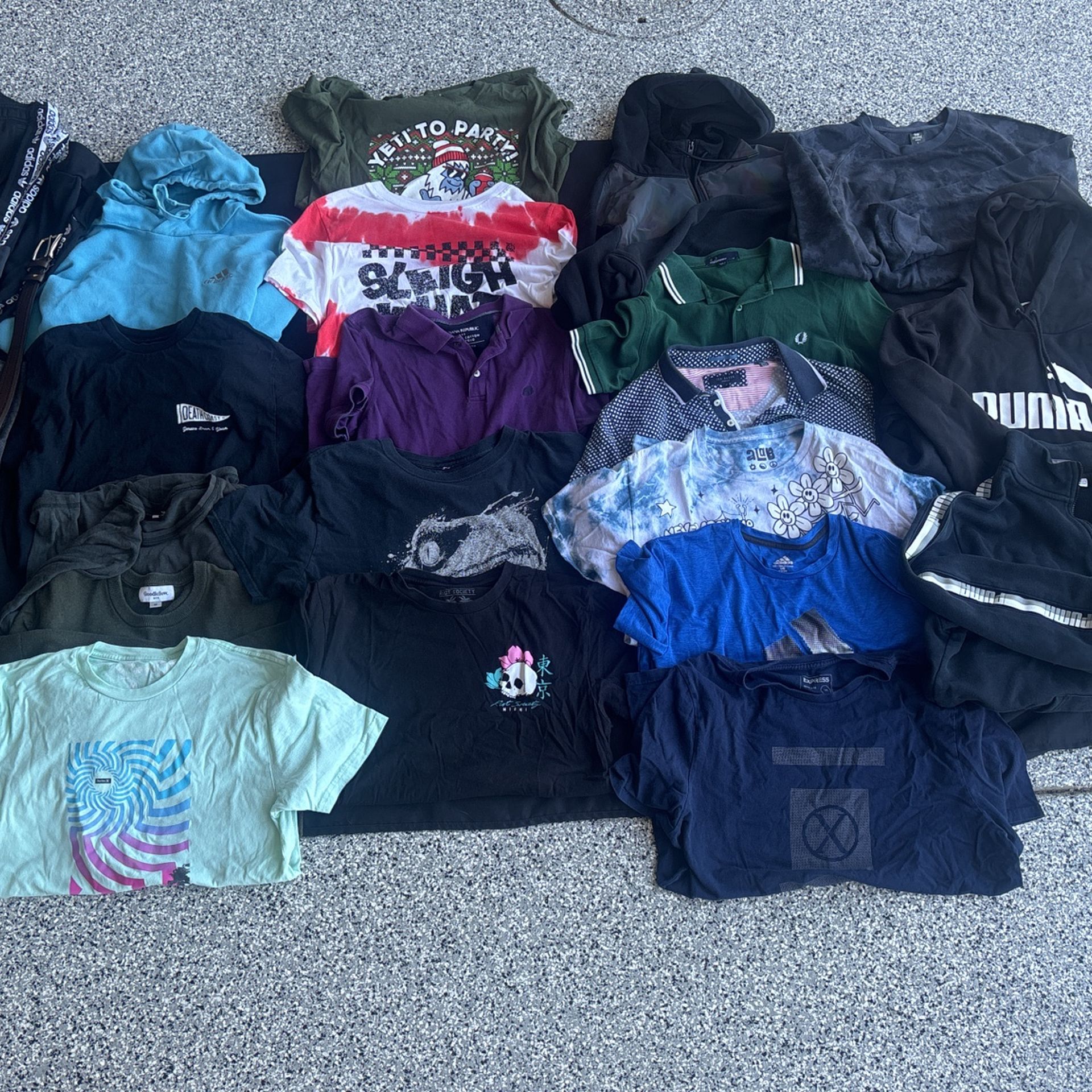 24 Pieces Lot Teen Boy Size Medium Hoodie Sweater Jacket Shirt Polo Pants Belt