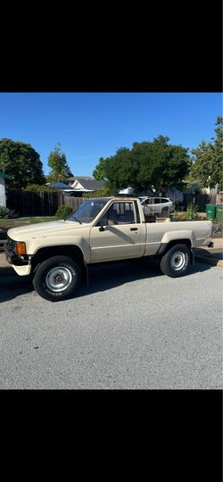 1986 Toyota Pick-Up