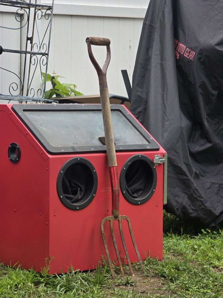 Pitchfork
