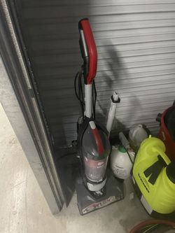 Dirt Devil Vacuum