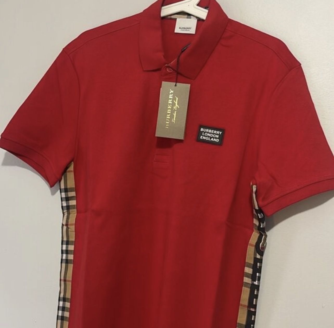 Burberry T-shirt  Authentic 