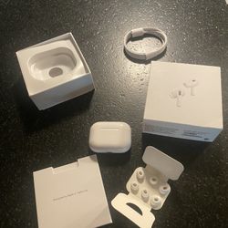 Lightly Used AirPods Come With Apple Care Plus 