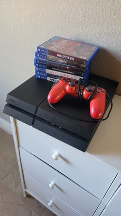 Sony Playstation 4 with Games