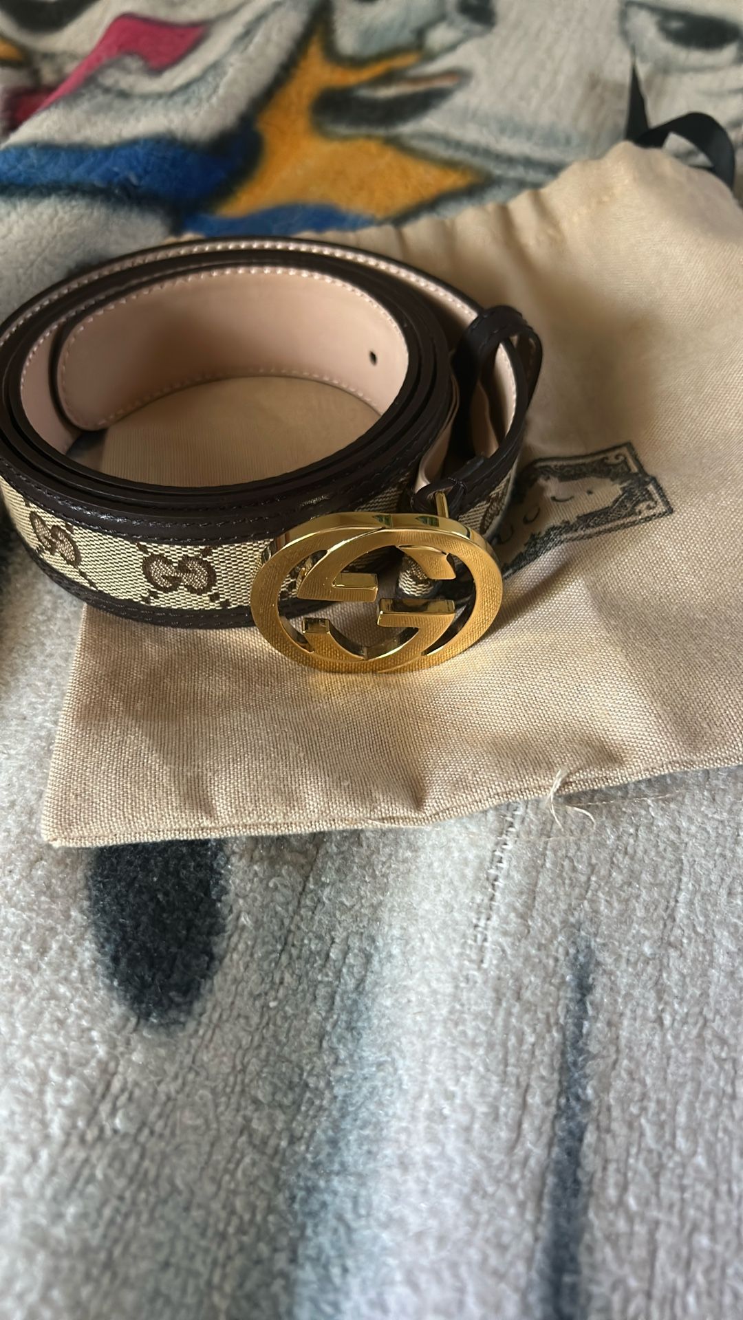 CLEARING CLOSET GUCCI BELT!!