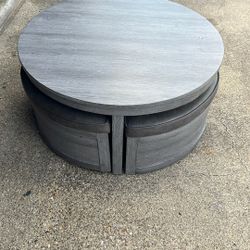 Coffee Table W/ Built In Storage 