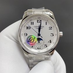 A classic and fashionable watch suitable for both men and women