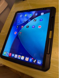 iPad Pro 12.9 5th gen m1 128gb
