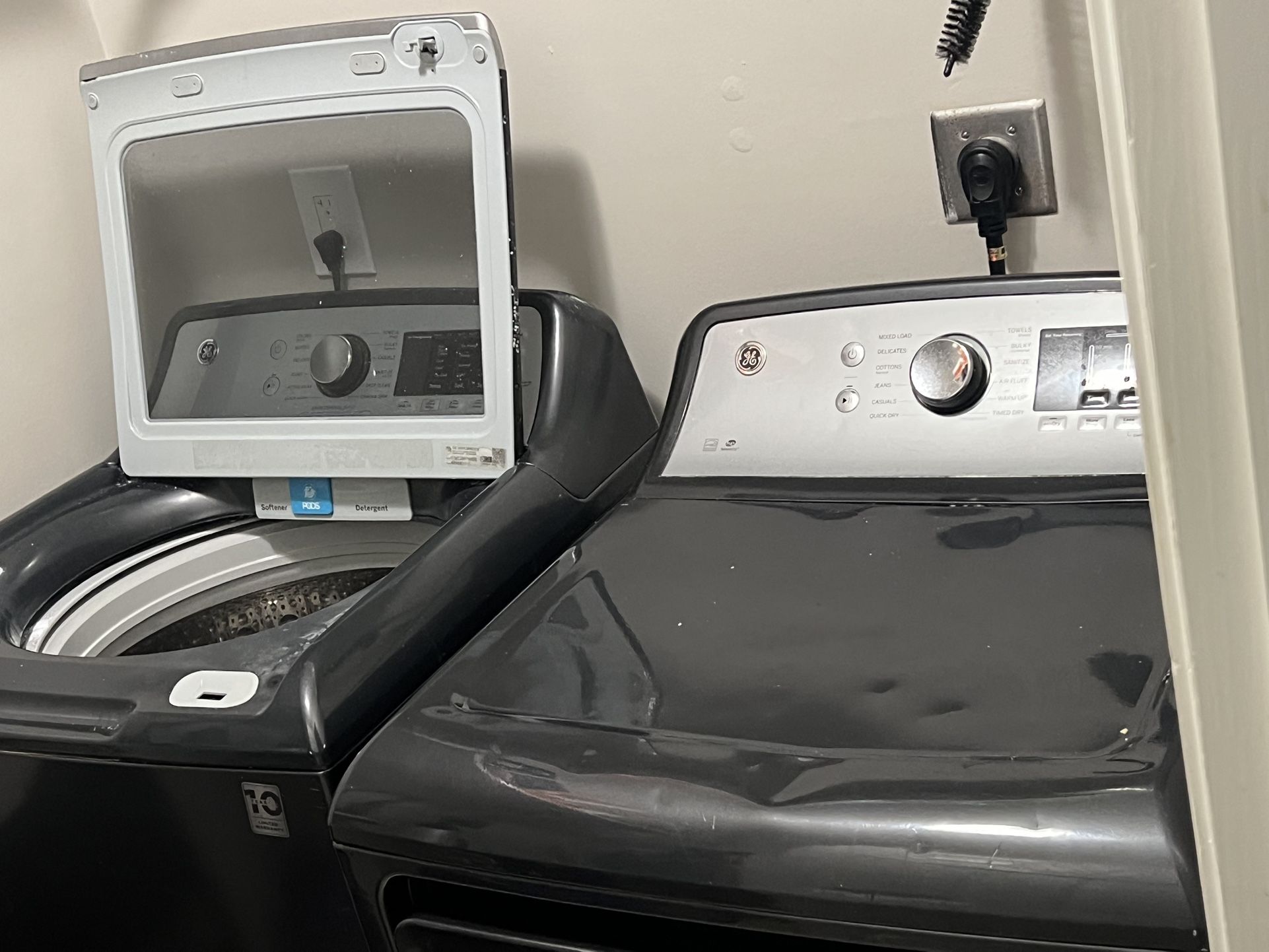 GE WASHER & DRYER