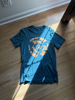 true religion shirt aqua small