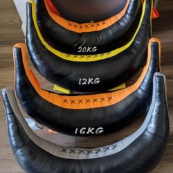                       BULGARIAN   SANDBAGS 