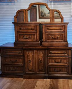 Full Size Bedroom Set