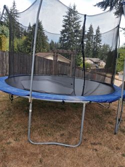 Free 12' Trampoline