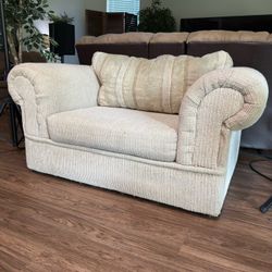Oversized Chair, Good Condition. 