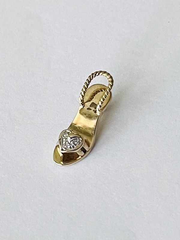 10 Kt Diamond High Heel Charm 