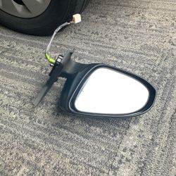 Driver Left Door Mirror From Toyota Prius C 2013
