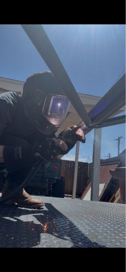 Mobile welder