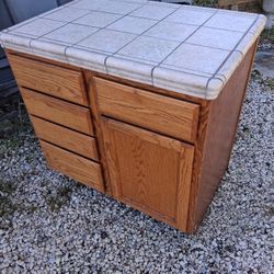 Kitchen Island, Dresser, Drawers, Crafts Great Condition 