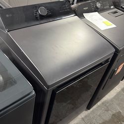LG Gas Dryer in matte black
