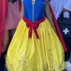 Youth Snow White princess dress (size 8-10)