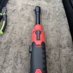 Snap on CTR817 (1/4 14.4v long neck cordless ratchet)