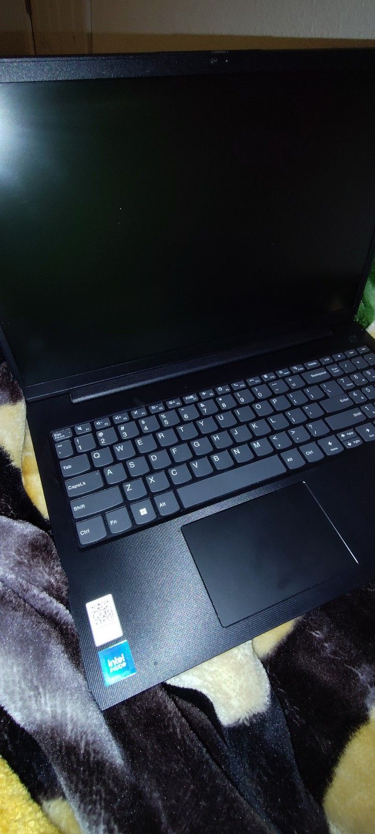 Lenovo V15 G2 IJL