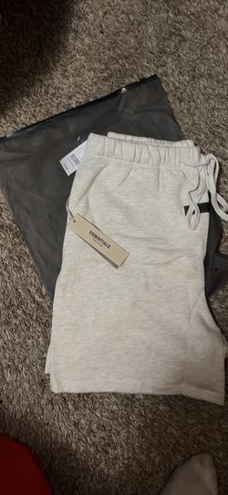 light oatmeal essential shorts