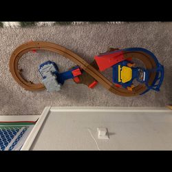 Monster Jam Figure 8 Track