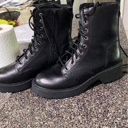 Steven Madden Boots