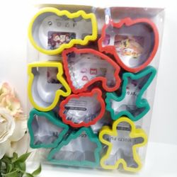 Christmas Cookie Cutter Set. Holiday Cookie Cutters. Gingerman Cookies. Frosty Cookies.