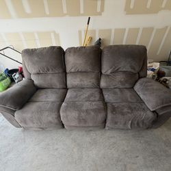 Two Piece Couch Set/reclining 