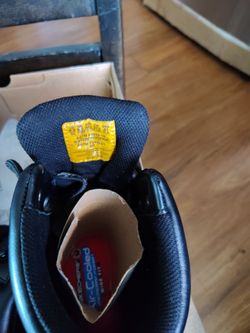 Skechers