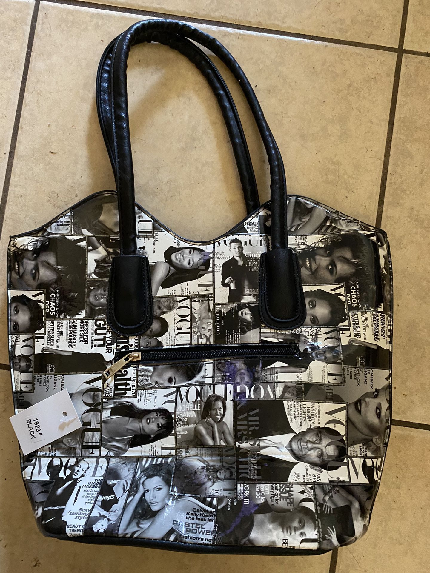 VOGUE Chic Handbag W/matching Coin Purse- Brand New