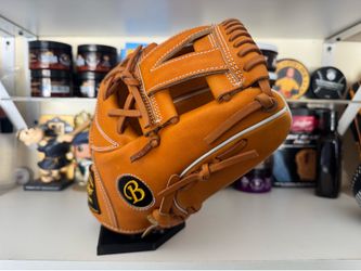 Buckler Fame of a Pro 11.75”
