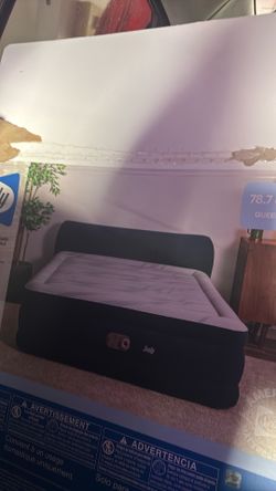 Sealy Queen blowup air mattress