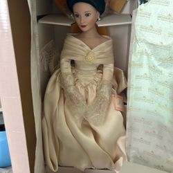 Beth The Ashton Drake doll