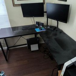Black Corner Table 