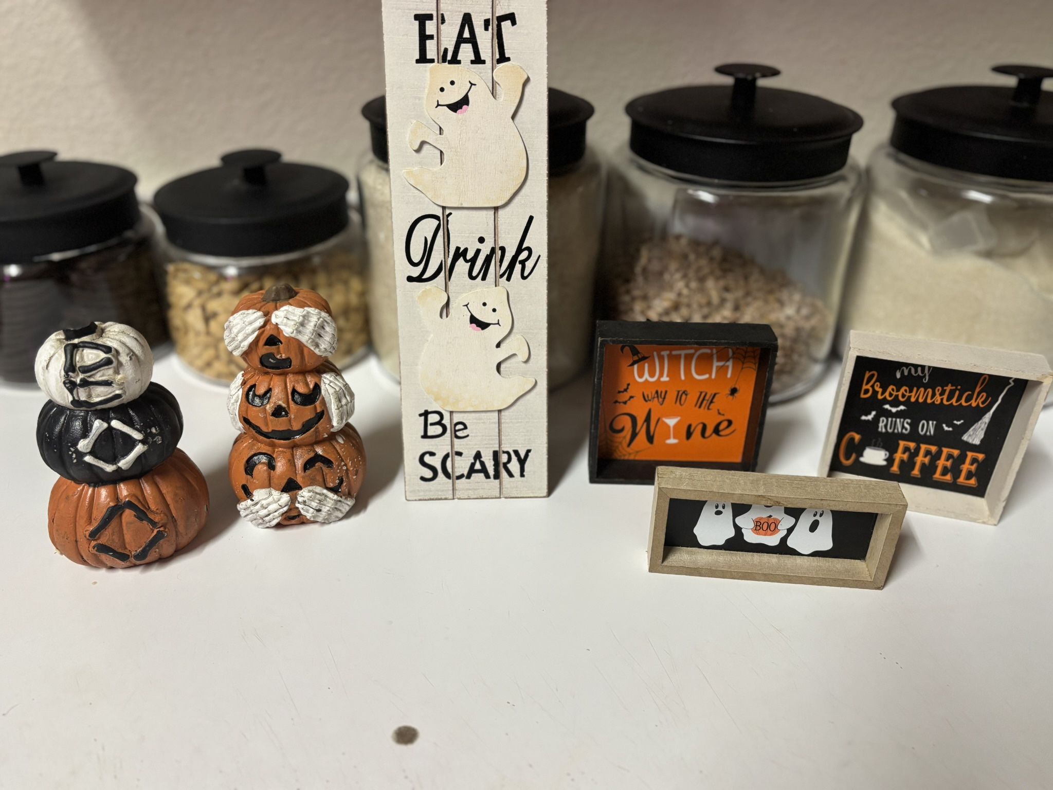 Halloween Decor