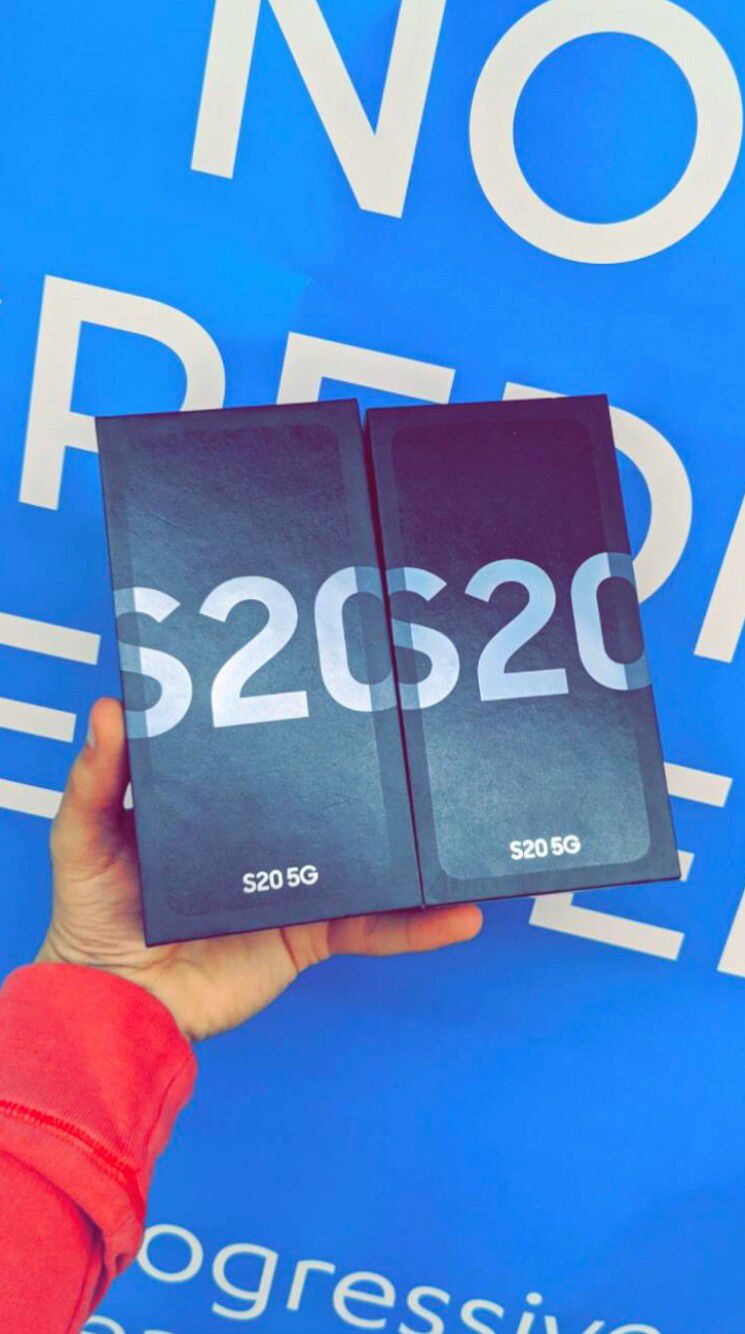 Samsung Galaxy S20 5G 128gb Factory Unlocked, Like New! BlackFriday Deal! Nov 27 (11:30AM-6PM)