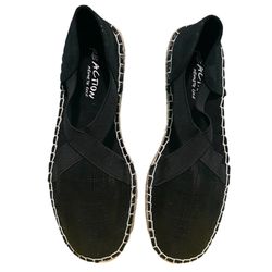 Kenneth Cole Reaction How Swell Women's Black Slip On Flat Sandals 6.5