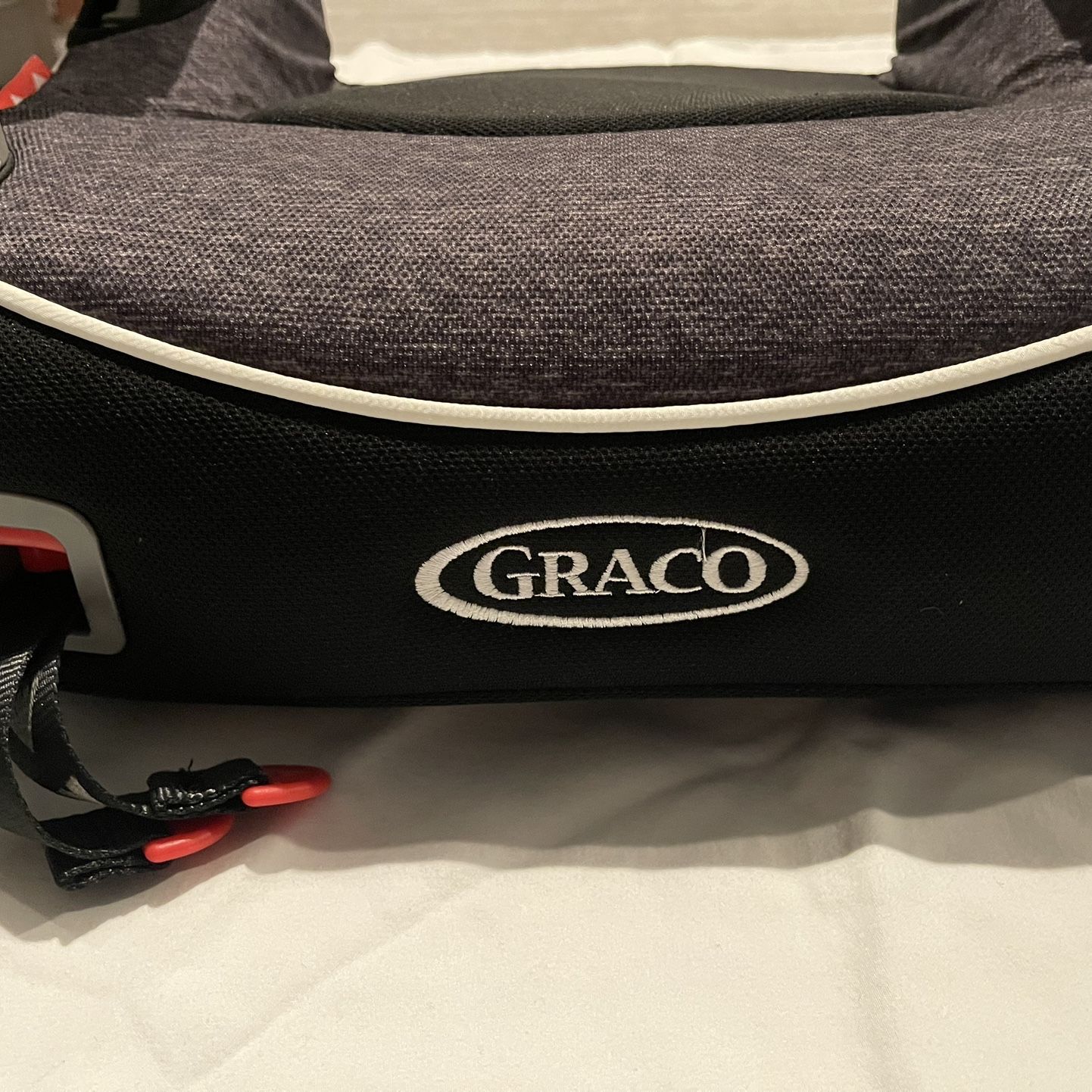 (2) Graco Turbobooster Backless Seats with Latch