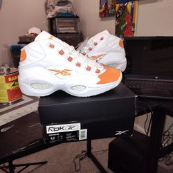 REEBOK Iverson Questions, White and orange. 8½