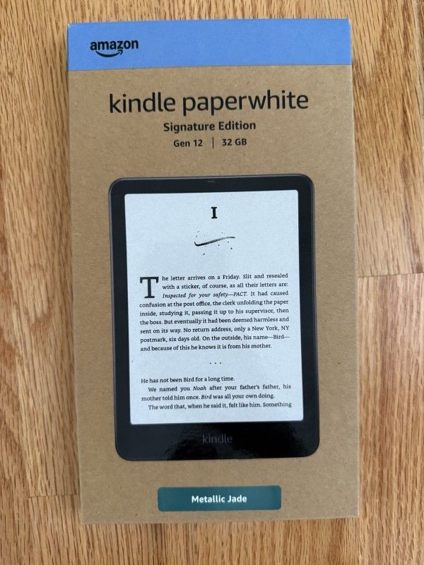 Amazon Kindle Paperwhite 12th Gen 32GB Signature Edition