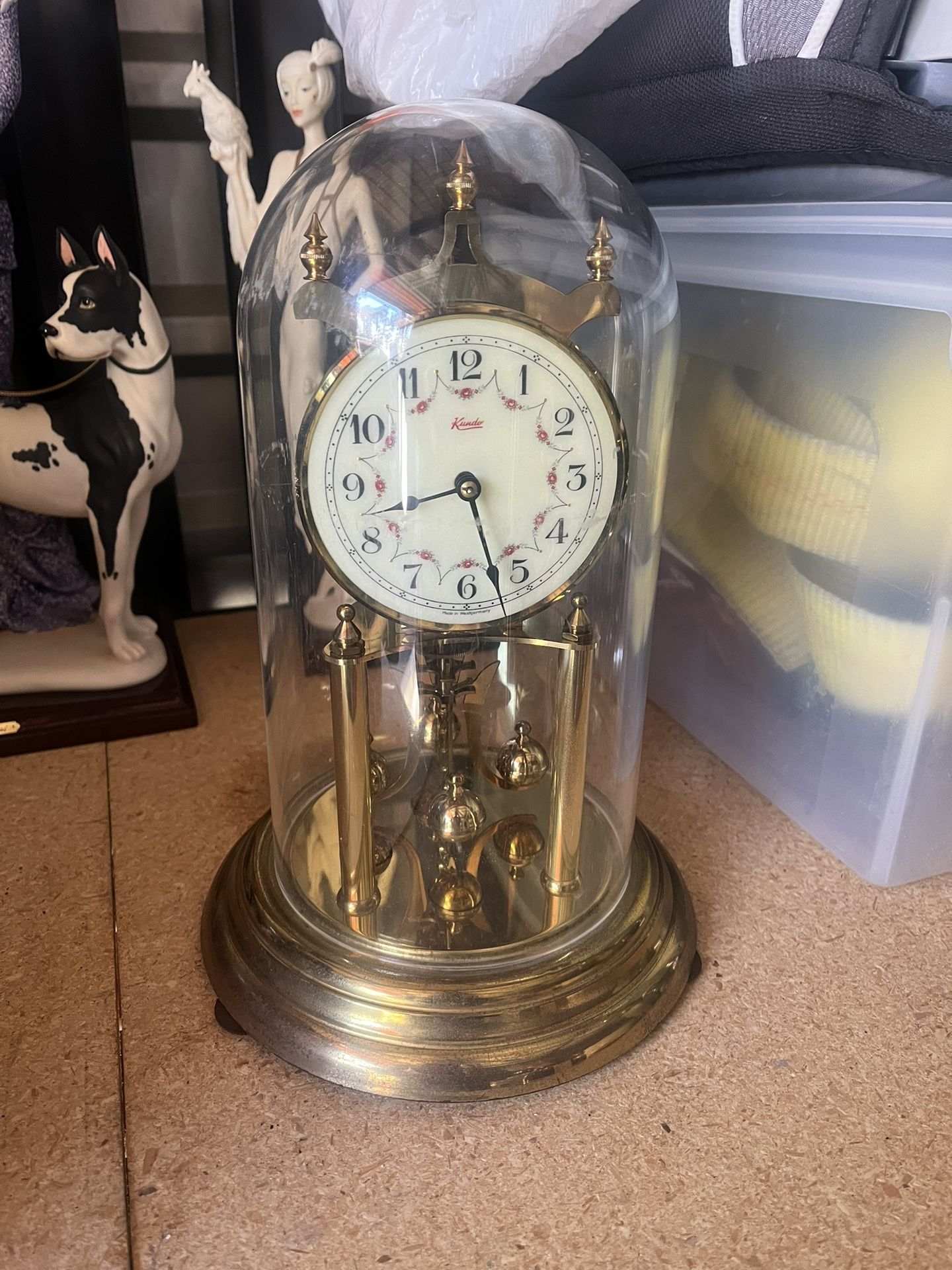 Kundo Clock