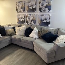 GREY SECTIONAL  